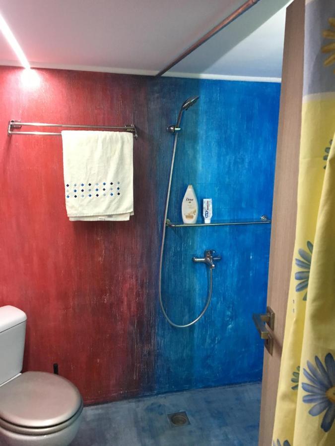 Apartment Center Piraeus Location Kastella Passalimani Port Bagian luar foto