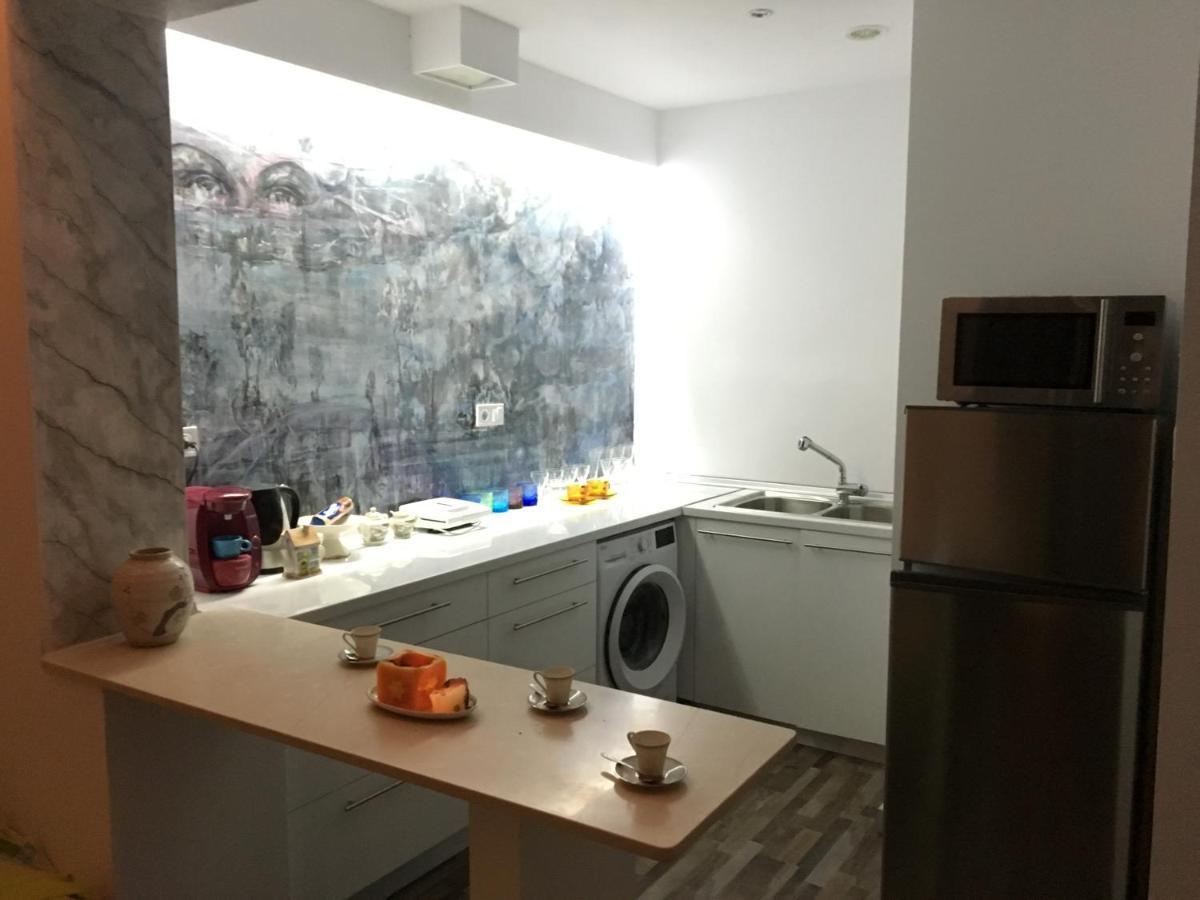 Apartment Center Piraeus Location Kastella Passalimani Port Bagian luar foto