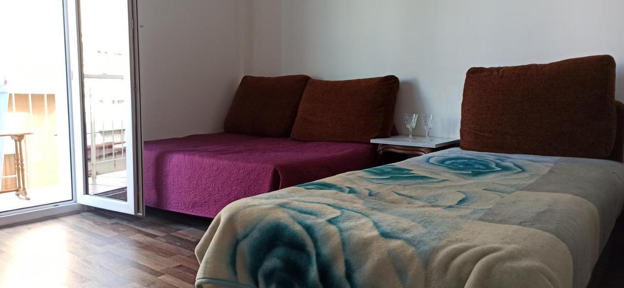 Apartment Center Piraeus Location Kastella Passalimani Port Bagian luar foto